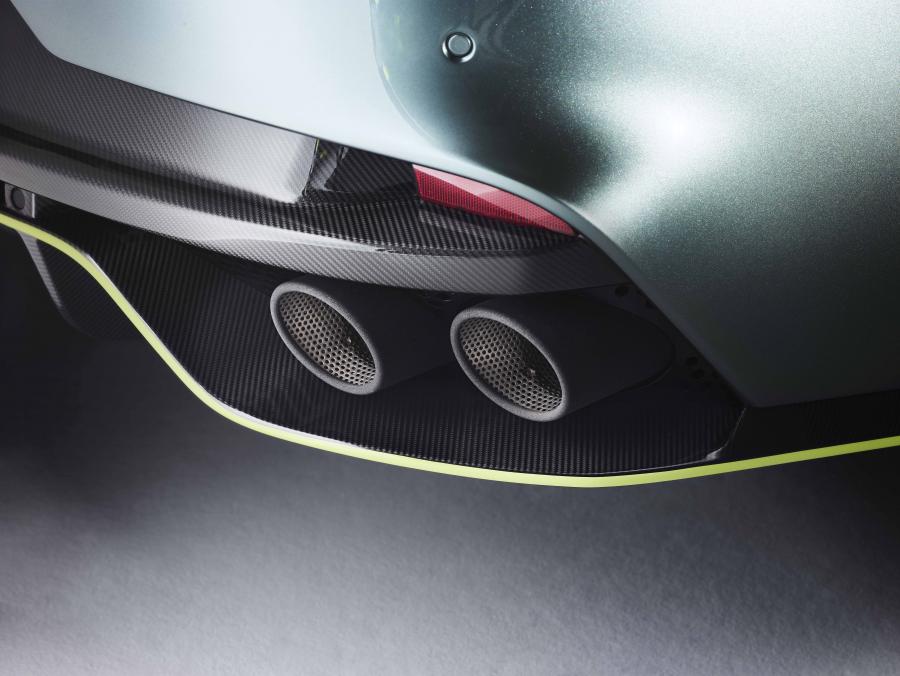 Детали экстерьера Aston Martin Rapide AMR 2018 года  (WW) (фото 22 из 25)